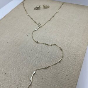 Kendra Scott Coral Lariat Necklace and Earrings Set